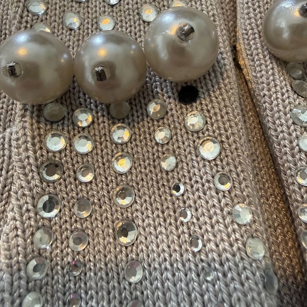 Donna Vinci Knits 2pc Skirt Suit Set Rhinestone Pearls Light Gray Womens Size 10 - Picture 5 of 12